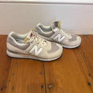 New Balance 574 8 women’s wide or 8W